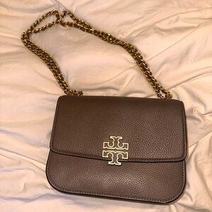 Could be a shoulder purse or a crossbody purse